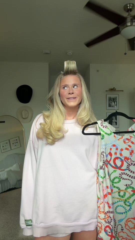 Post 10 by sydney brownlow on TikTok (video)