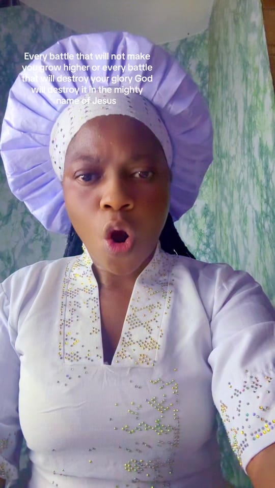 Post 2 by Pro Elizabeth Ailohi 2 on TikTok (video)