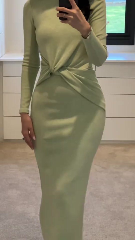 Post 10 by LuxeVie27L on TikTok (video)