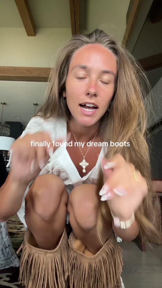 Post 7 by sydney danielson on TikTok (video)