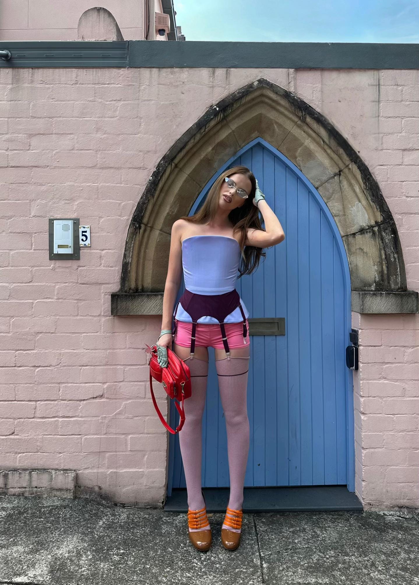 Post 1 by Elodie Russell on TikTok (video)