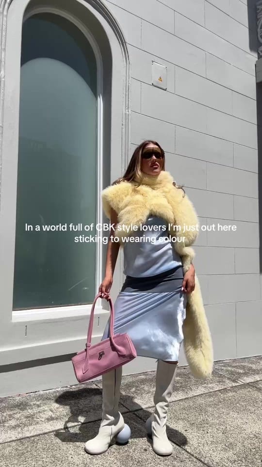 Post 2 by Elodie Russell on TikTok (video)