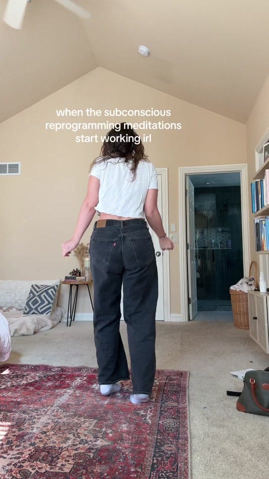 Post 2 by Michy on TikTok (video)