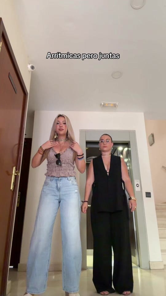 Post 7 by Gloriiaajmeneez on TikTok (video)