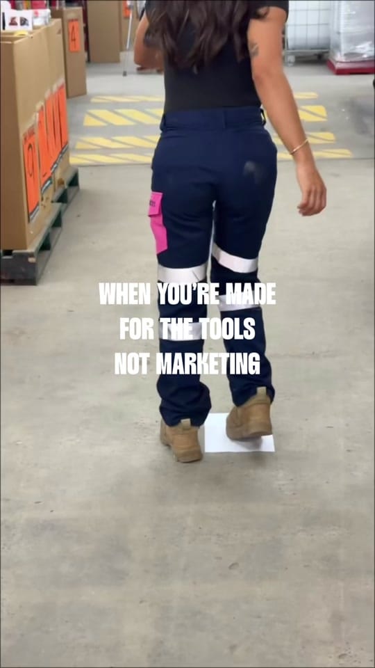 Post 1 by TRADXE CHICKS on TikTok (video)