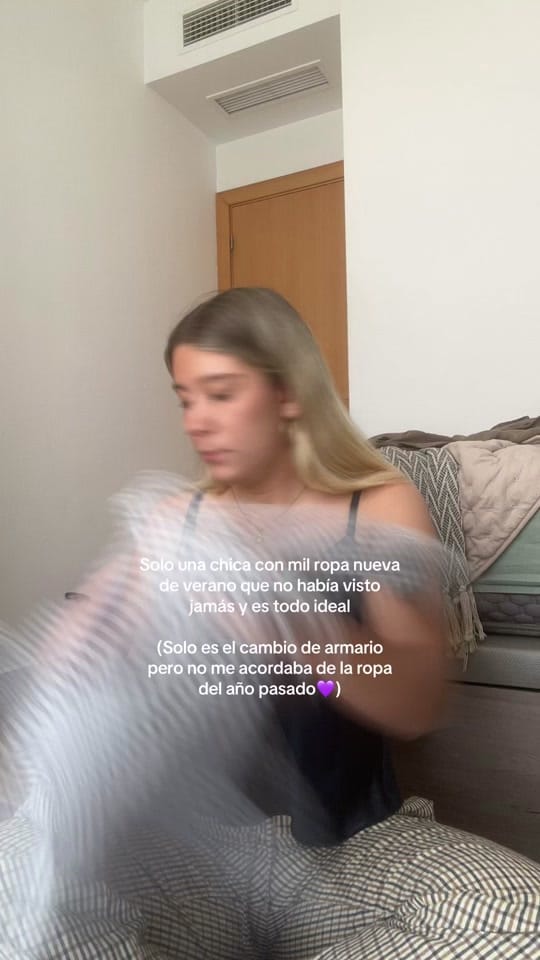 Post 4 by lolaabecerra_ on TikTok (video)