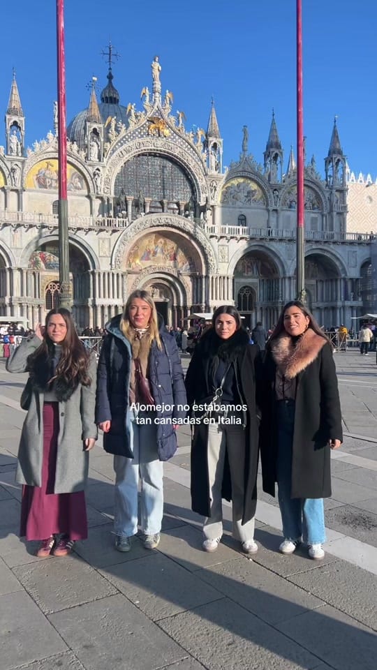 Post 10 by lolaabecerra_ on TikTok (video)