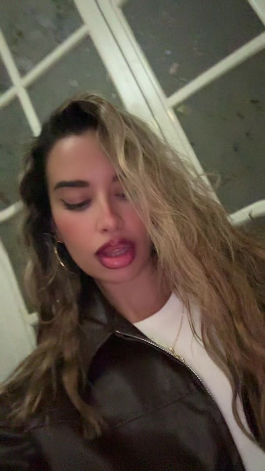 Post 8 by M E R I T A 🍒 on TikTok (video)