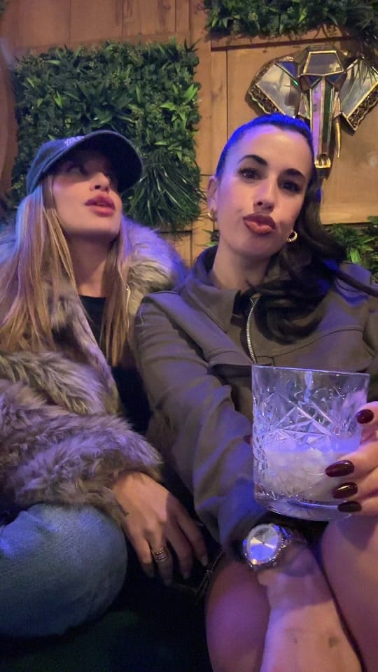 Post 9 by M E R I T A 🍒 on TikTok (video)