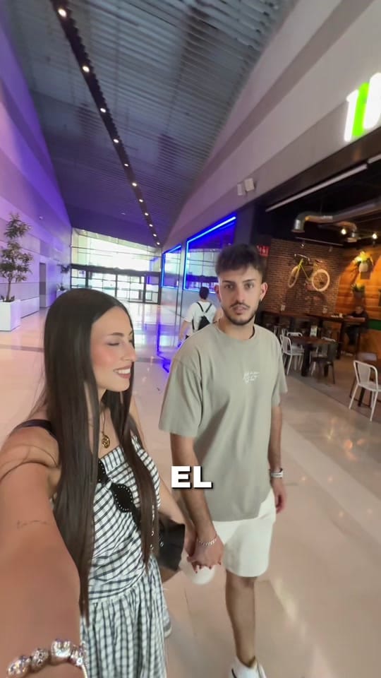 Post 4 by Alejandra León 🍒🪩🍸 on TikTok (video)