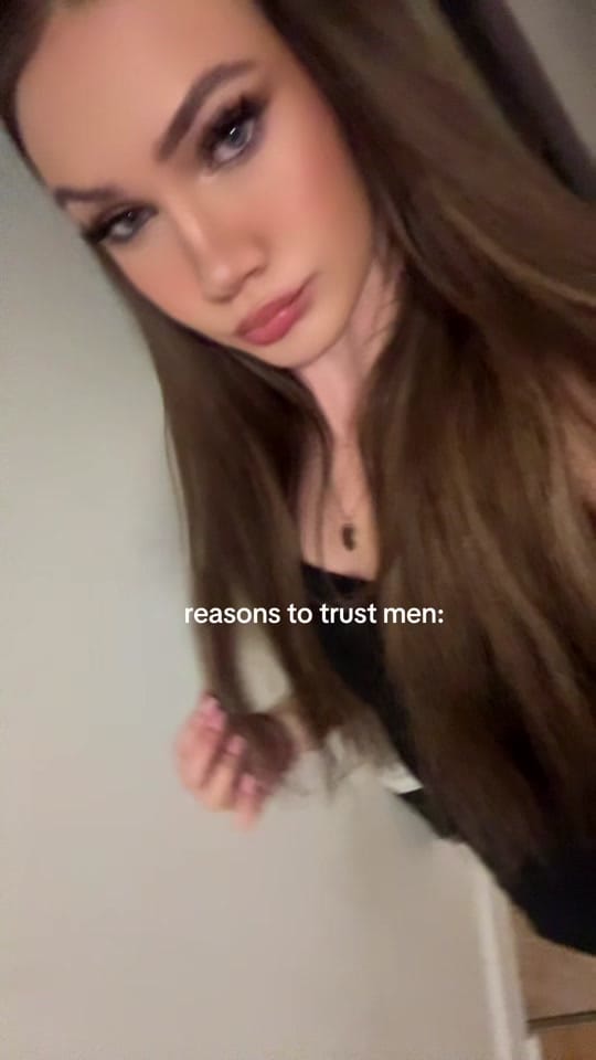 Post 6 by Kiana 🌺 Sessiana on TikTok (video)