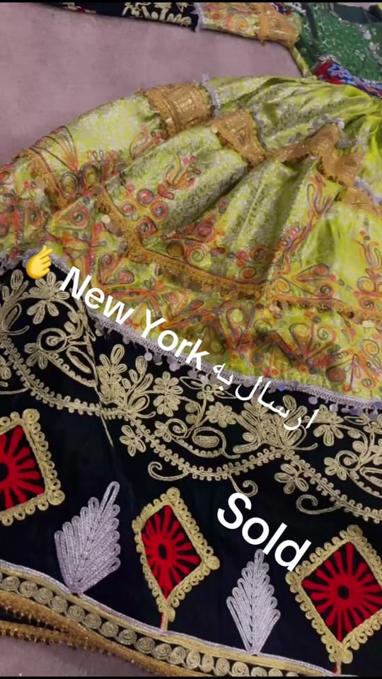 Post 1 by Sadat Boutique on TikTok (video)