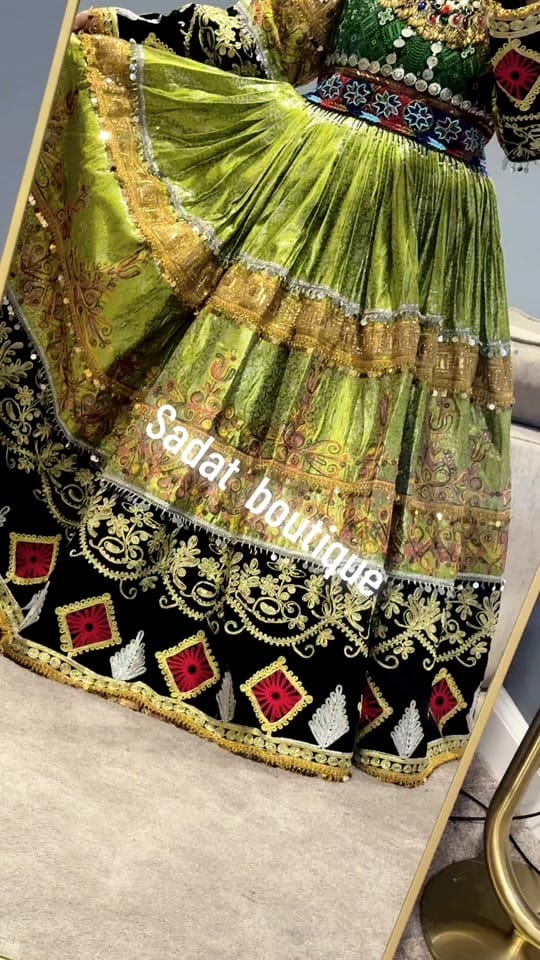 Post 3 by Sadat Boutique on TikTok (video)