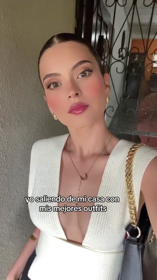 Post 10 by alba⭐️ on TikTok (video)