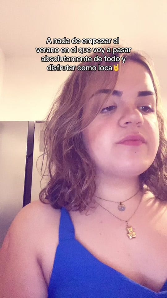Post 7 by lolaanguloo_ on TikTok (video)