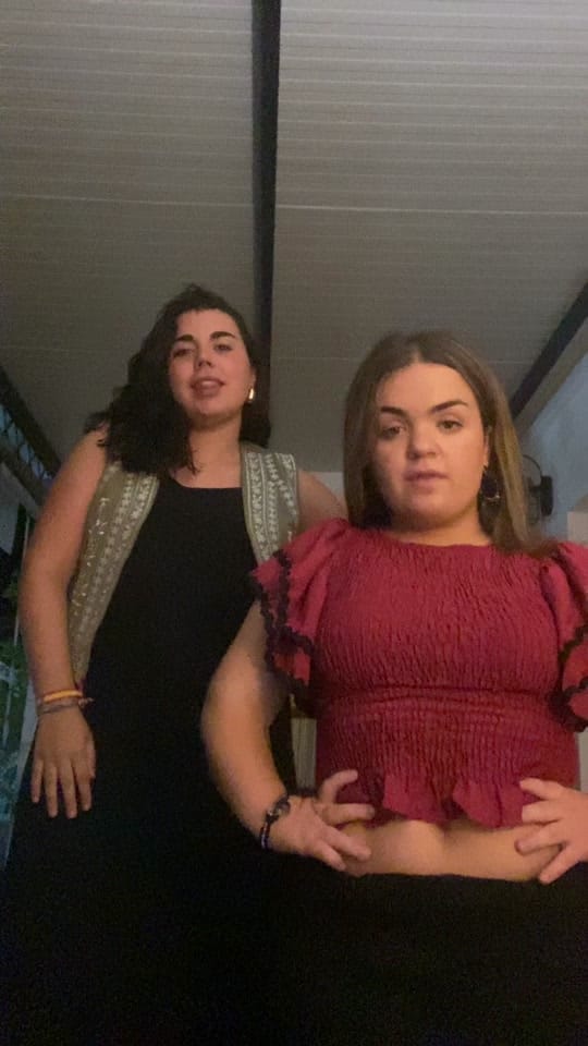 Post 2 by lolaanguloo_ on TikTok (video)