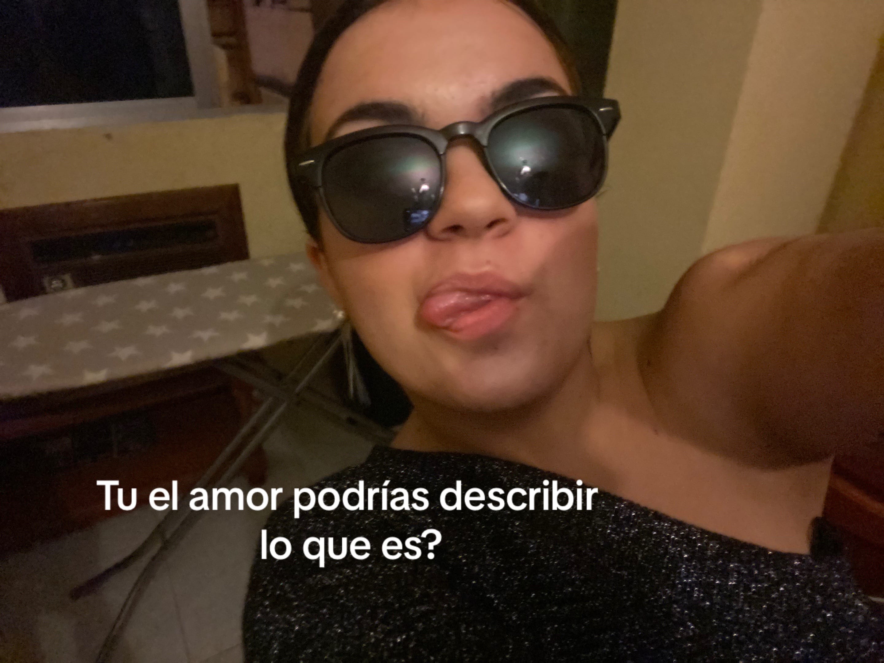 Post 9 by lolaanguloo_ on TikTok (video)
