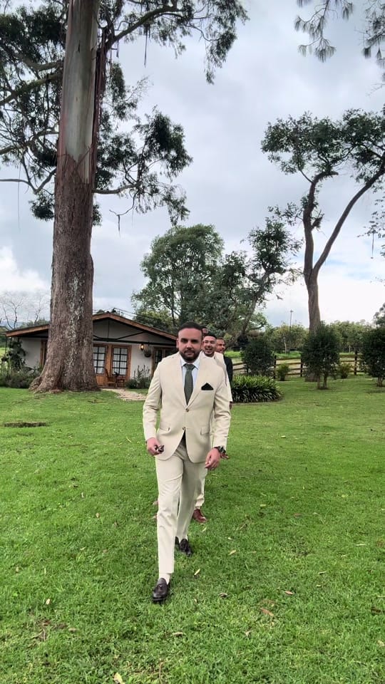 Post 4 by Hojas de Vida 🍂📸 on TikTok (video)