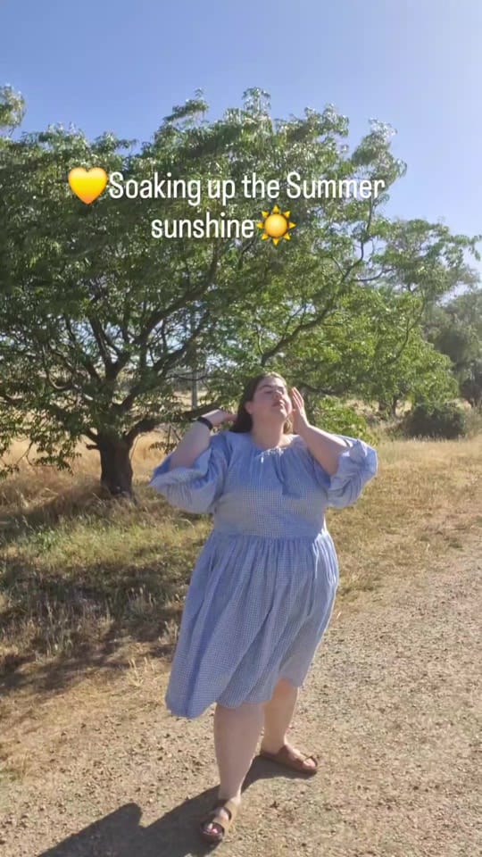 Post 10 by Helena on TikTok (video)