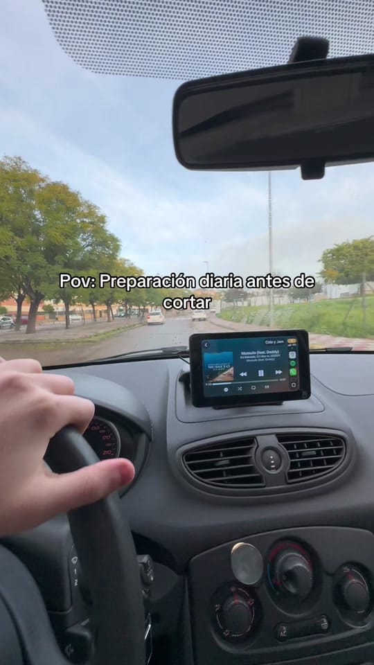 Post 8 by montesbarber_ on TikTok (video)