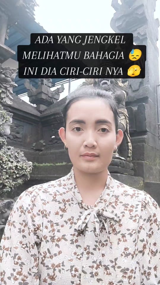 Post 10 by Ayu Sandat Yuliyanti on TikTok (video)