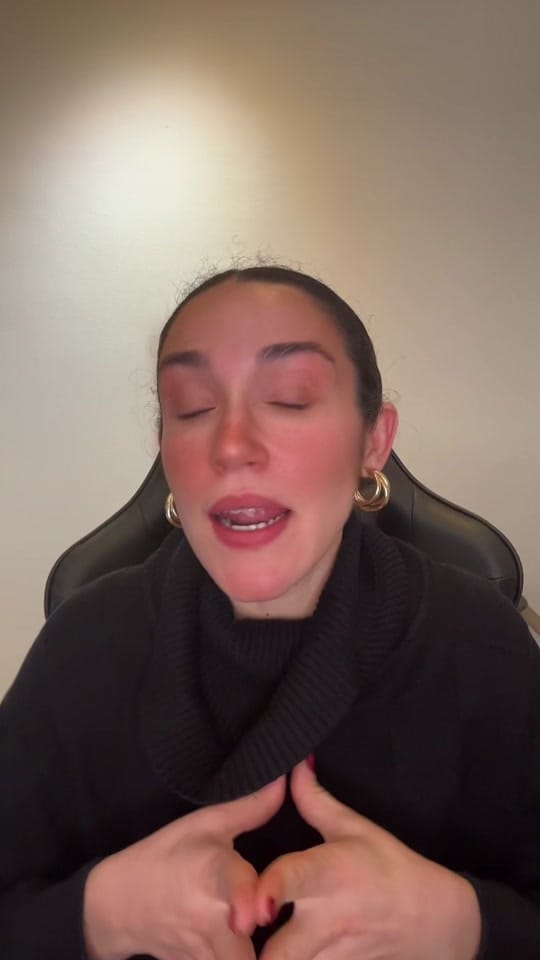 Post 8 by CriZminologa on TikTok (video)