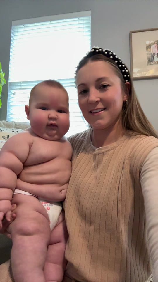 Post 9 by Sydney Frost on TikTok (video)