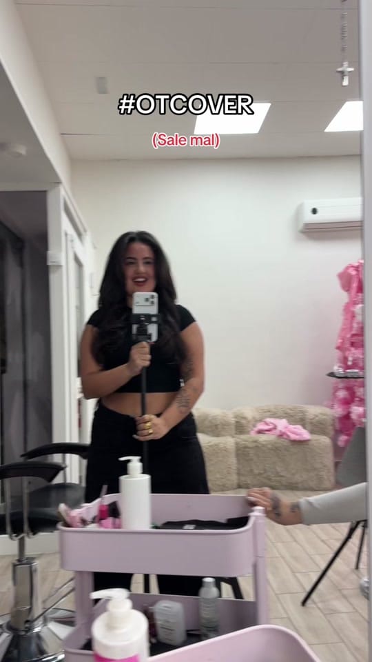 Post 10 by LOLA DOMINGUEZ on TikTok (video)