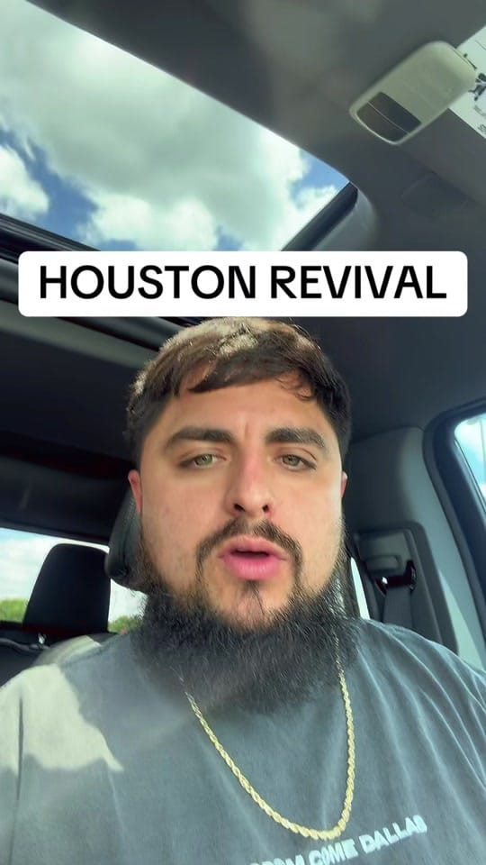 Post 1 by Mario A Esparza Jr on TikTok (video)