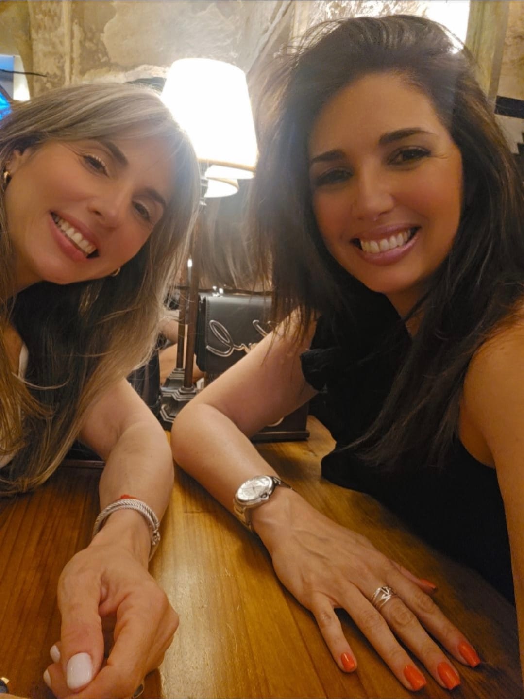Post 2 by Lara on TikTok (video)