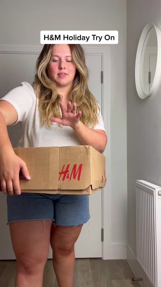 Post 4 by Sophie Edwards on TikTok (video)