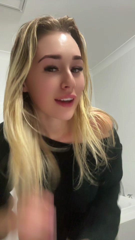 Post 2 by ℤ𝕠𝕖ℂ𝕙𝕒𝕣𝕝𝕠𝕥𝕥𝕖🦋🤍 on TikTok (video)