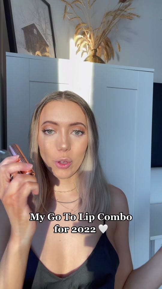 Post 6 by Emmie Lee in NYC on TikTok (video)