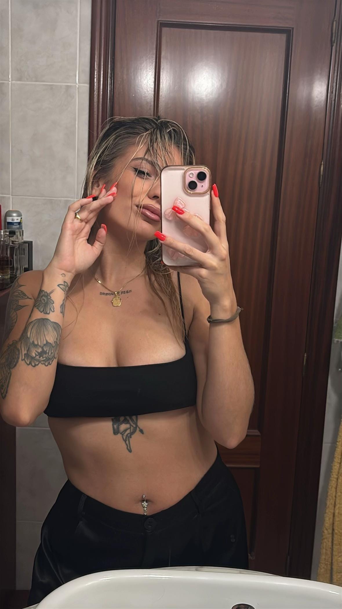 Post 1 by Wuuuuiri on TikTok (video)