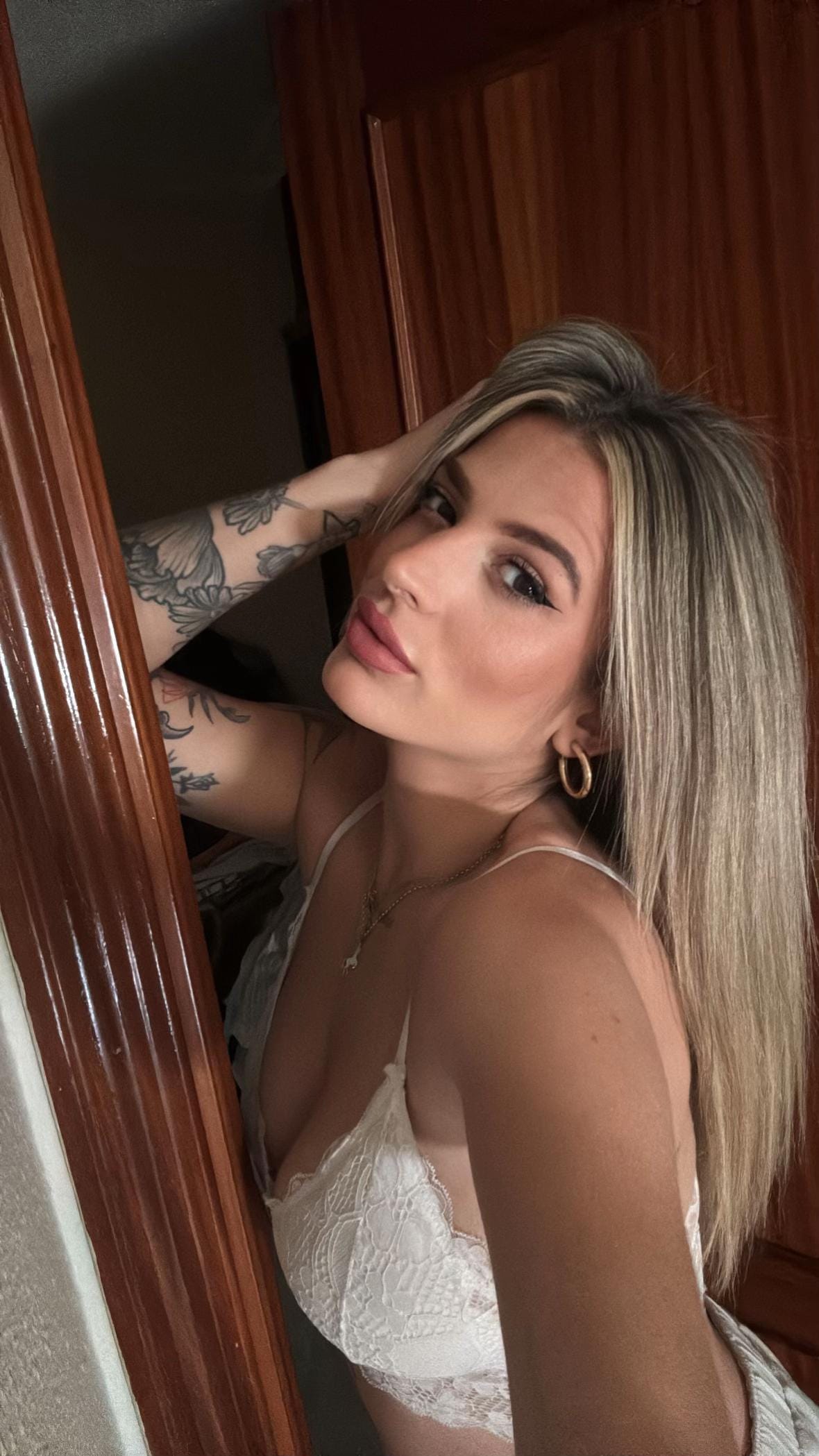 Post 2 by Wuuuuiri on TikTok (video)