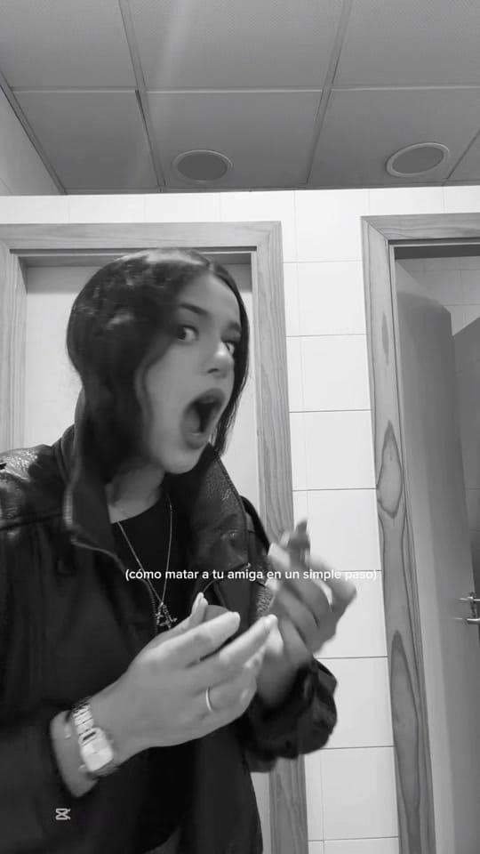 Post 10 by andreaa on TikTok (video)