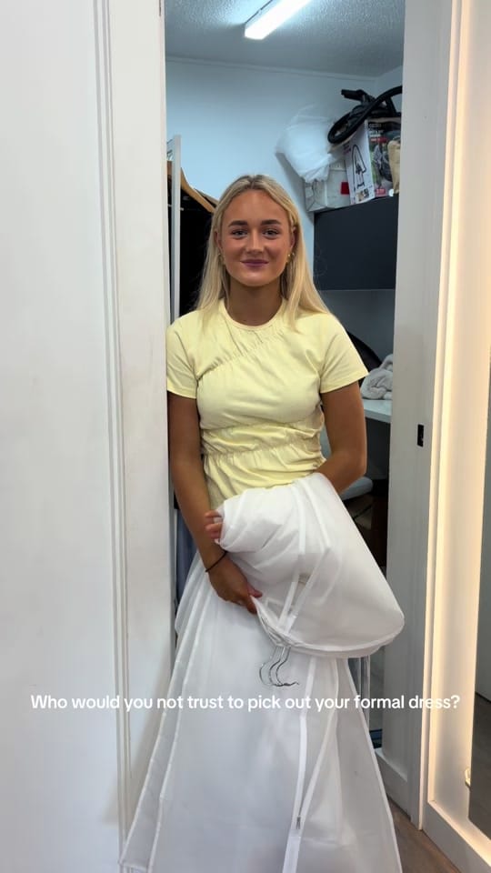 Post 10 by hireme_au on TikTok (video)