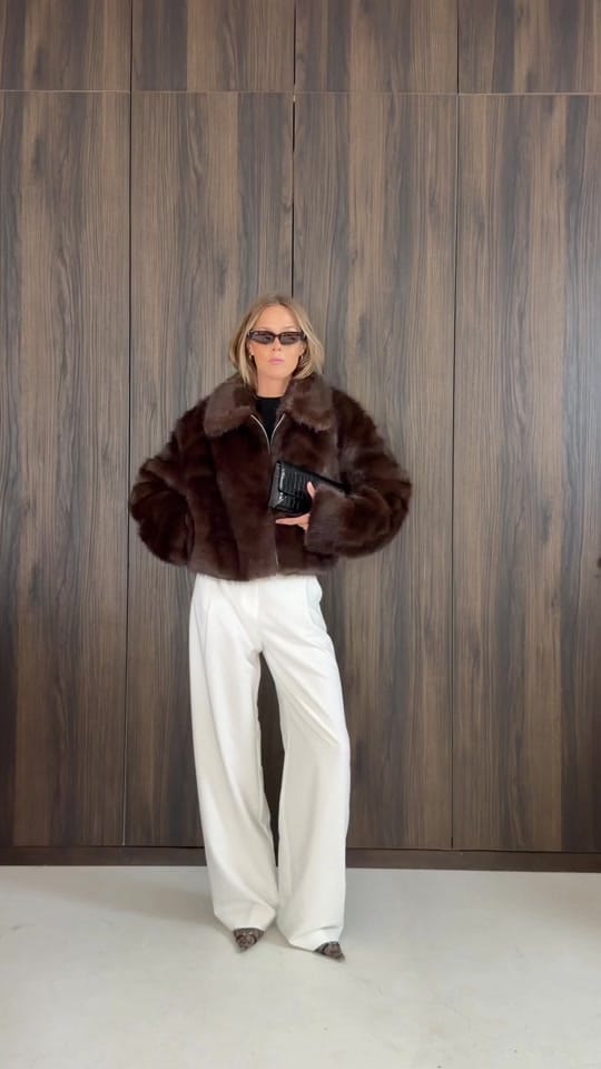 Post 5 by Viktoria & Woods on TikTok (video)