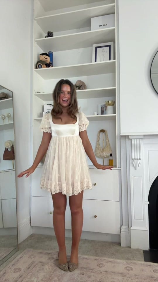 Post 9 by Claudia Moloney on TikTok (video)