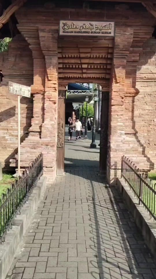 Post 1 by @kianom Sumedang on TikTok (video)