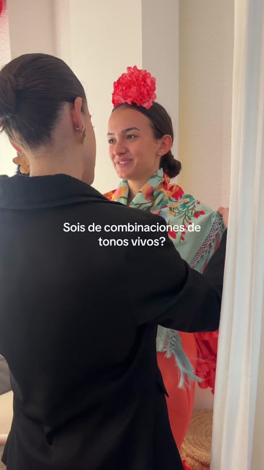 Post 3 by Sibilina on TikTok (video)