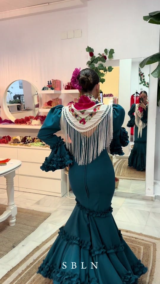 Post 9 by Sibilina on TikTok (video)