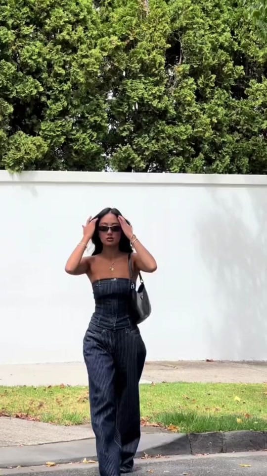 Post 4 by Lee on TikTok (video)