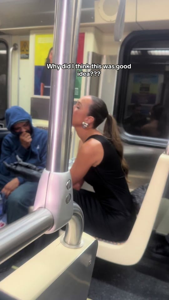 Post 10 by WHO IS CHLOE on TikTok (video)