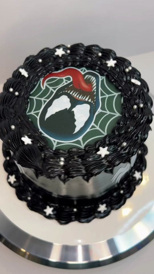 Post 7 by DA’s Sweet Creations & Events on TikTok (video)