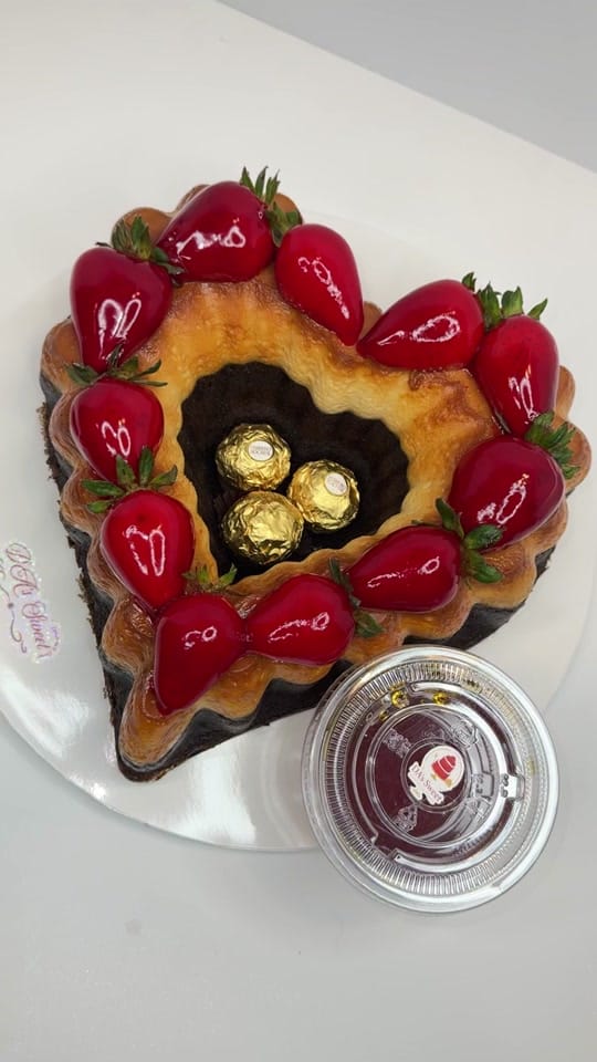 Post 6 by DA’s Sweet Creations & Events on TikTok (video)