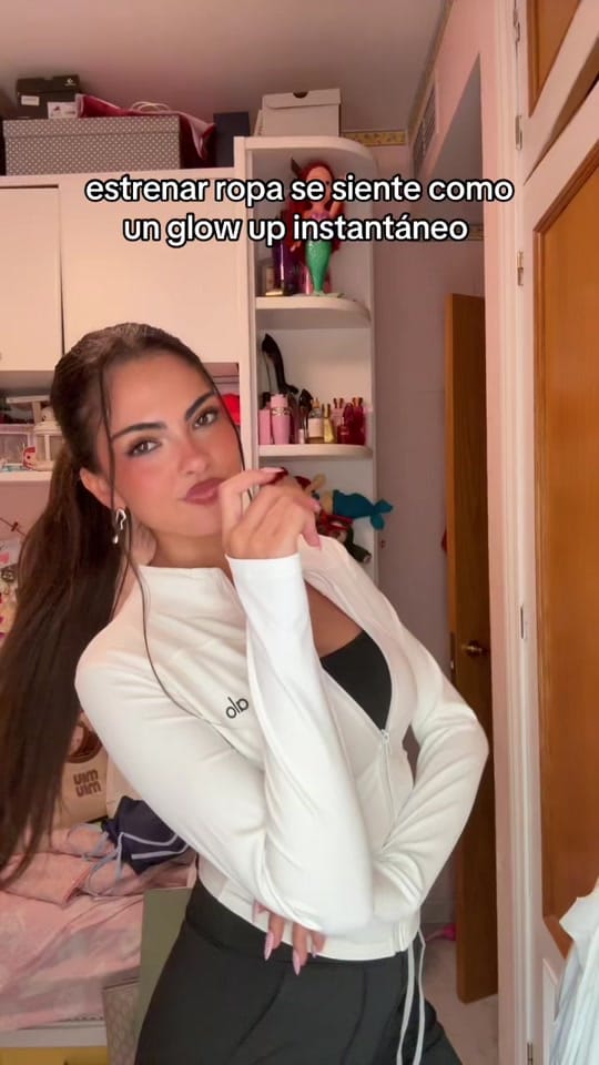 Post 3 by martika on TikTok (video)
