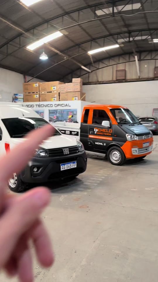Post 6 by Gemelo Ferreteria on TikTok (video)
