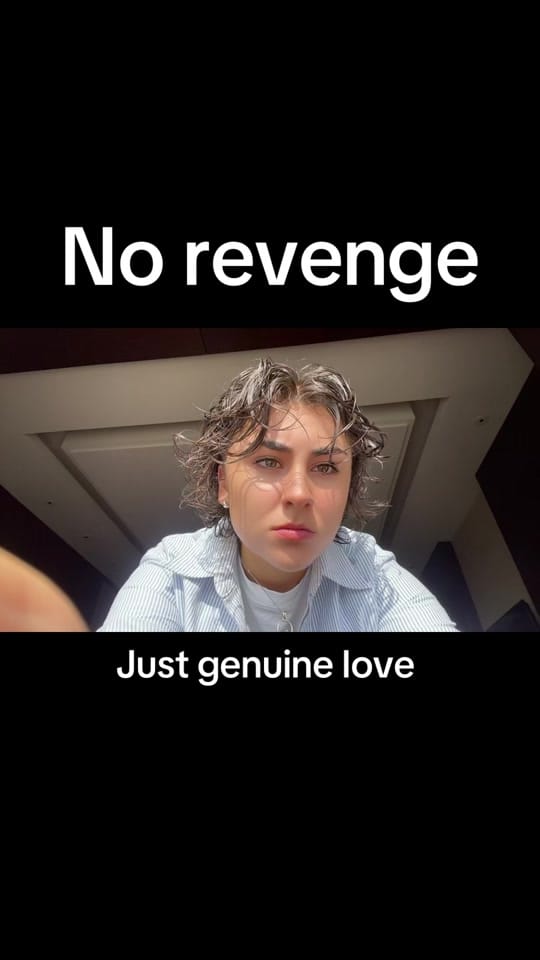 Post 8 by Bridg☆tte on TikTok (video)