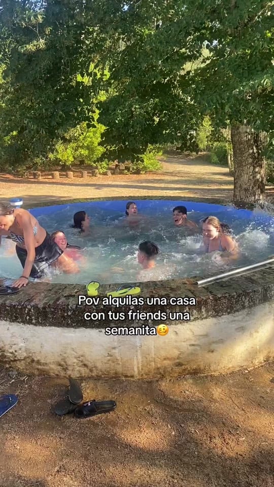 Post 9 by natalianv05 on TikTok (video)